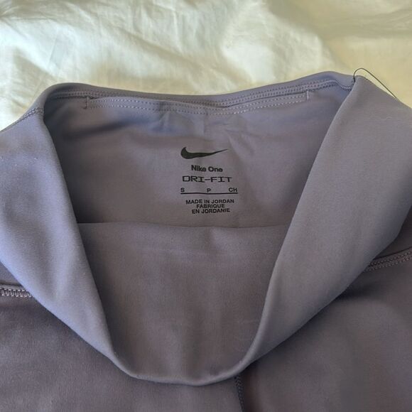 Nike Women's One High-Waisted 8" Biker Shorts With Pockets, Size Small, NWT - Picture 5 of 8